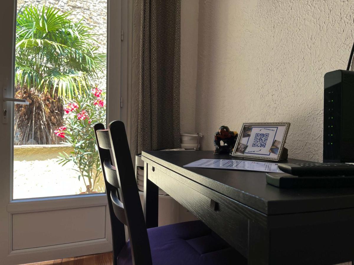 Studio Avec Terrasse Sur Cour, Authentique, Calme Aviñón Exterior foto
